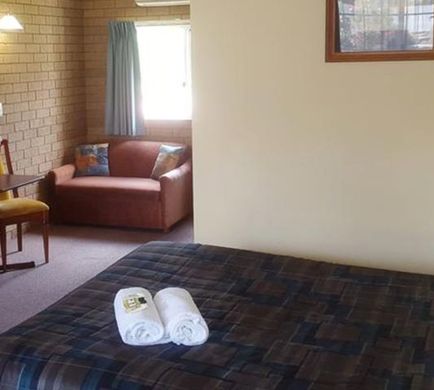 Hepburn Springs Motor Inn Room