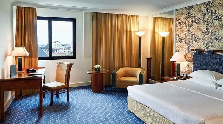 Hilton Hanoi Opera Room