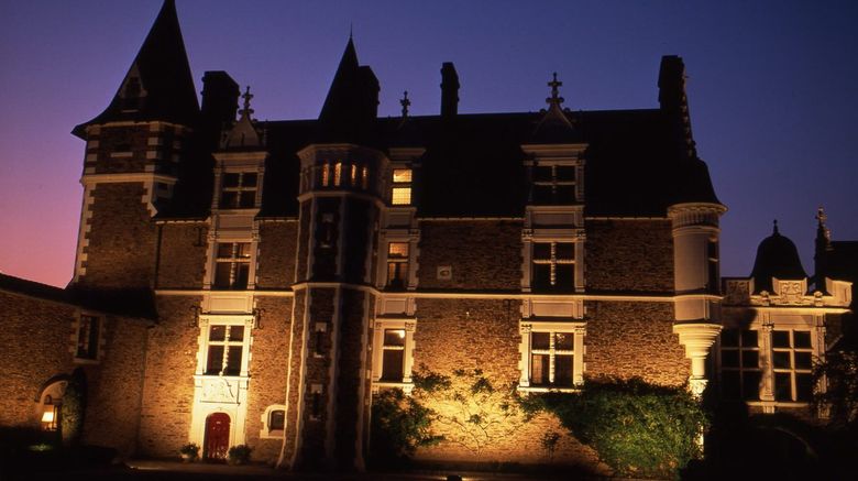 Chateau de la Colaissiere Exterior