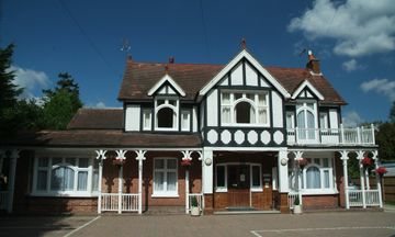 Gatwick Belmont Hotel