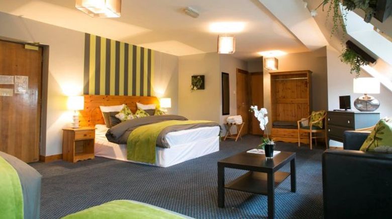 <b>Camden DeLuxe Hotel Room</b>