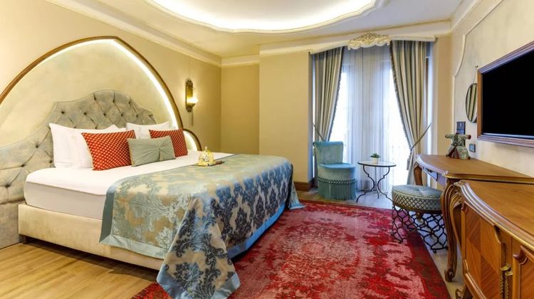Hotel Romance Room
