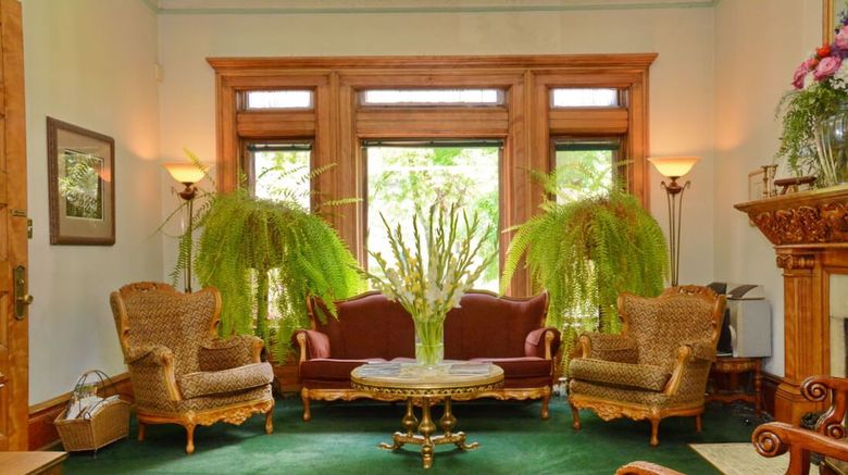 <b>Capitol Hill Mansion Bed & Breakfast Lobby</b>