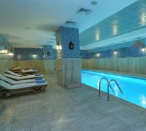 Taksim Gonen Hotel Pool