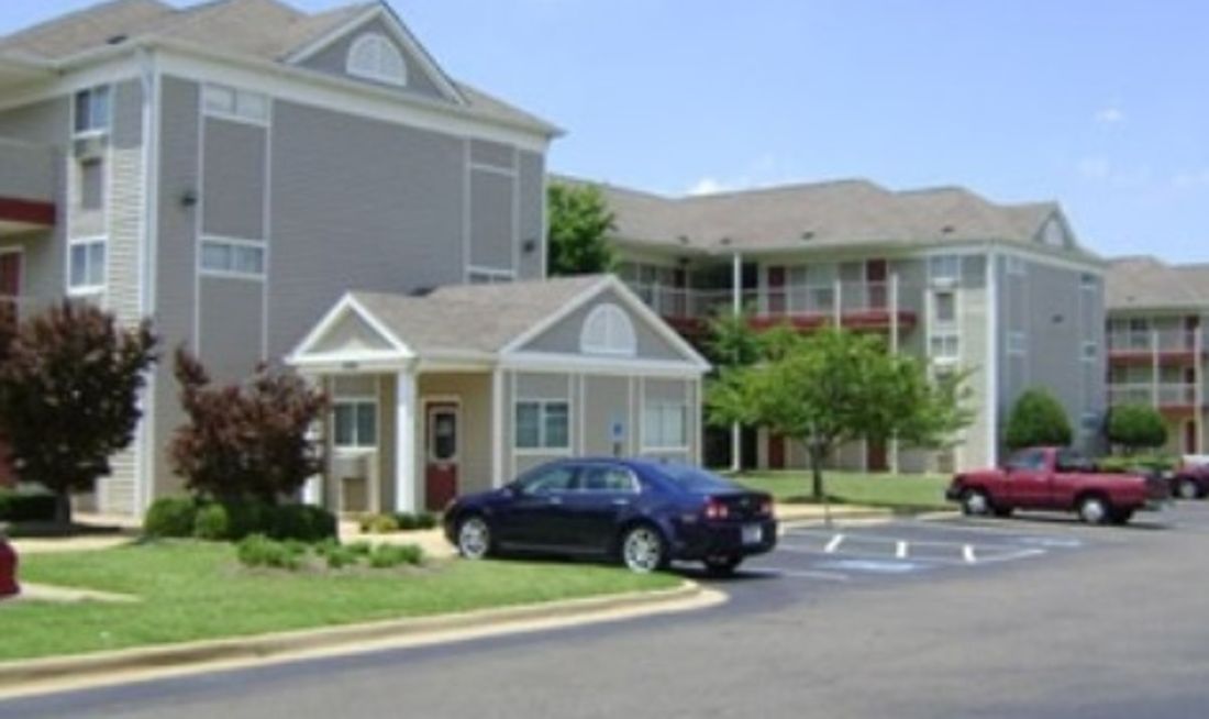 Intown Suites Extended Stay Memphis Ridgeway Rd Exterior