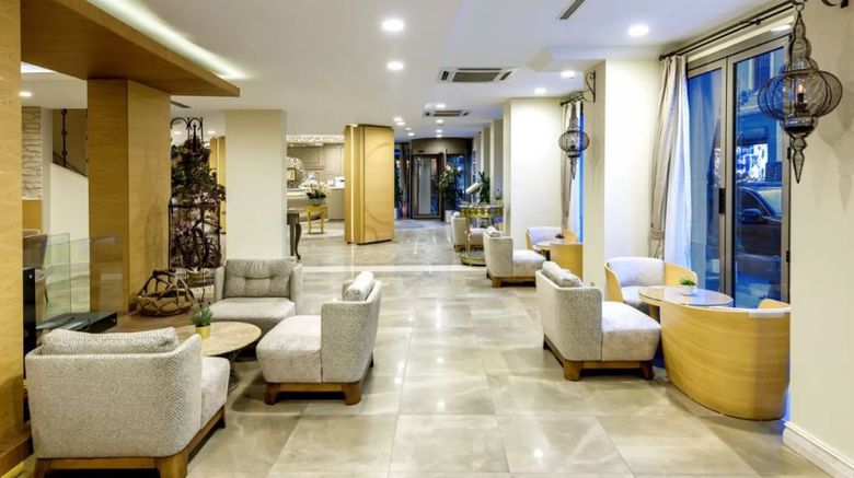 <b>Yasmak Sultan Hotel Lobby</b>