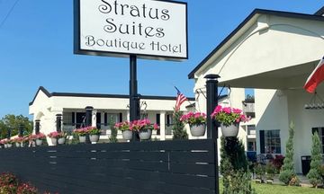 Stratus Suites