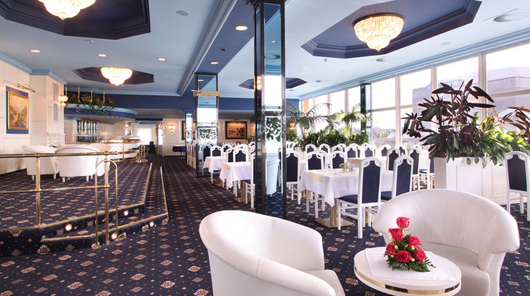 TOP HOTEL Praha & Congress Centre Restaurant