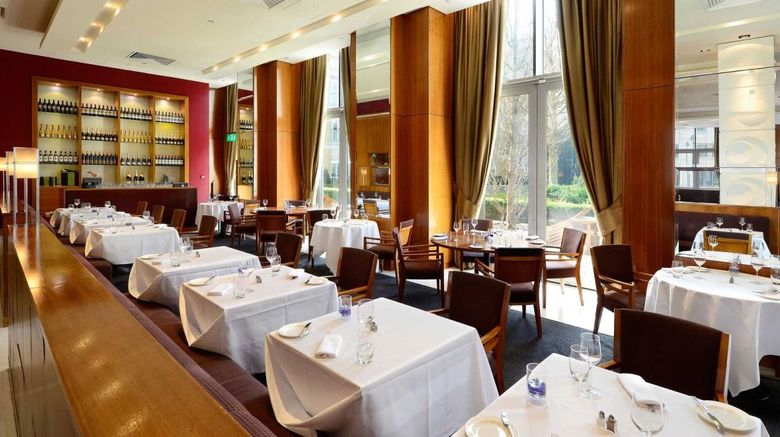 <b>Canary Riverside Plaza Hotel Restaurant</b>