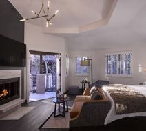 The Estate Yountville Room