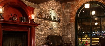 Auberge du Vieux-Port Lobby