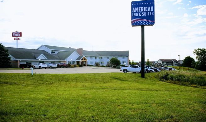 American Inn & Suites Exterior