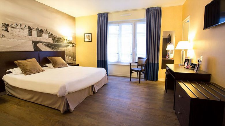 <b>Hotel The Originals du Louvre Room</b>