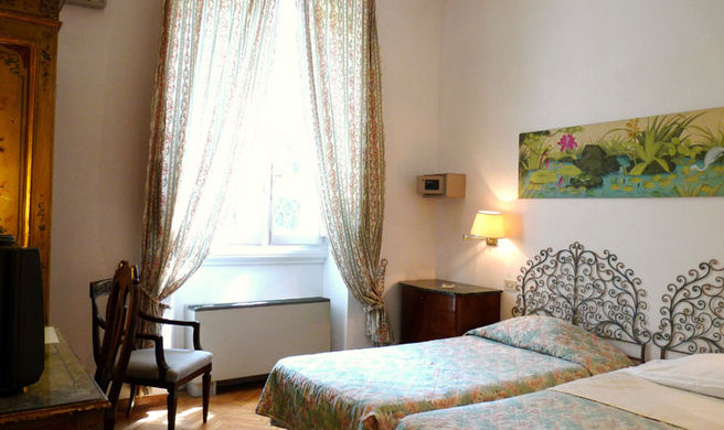 Hotel Classic Room