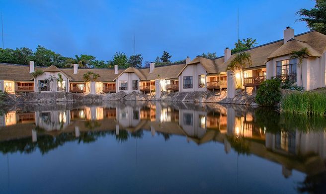 Umbhaba Lodge Exterior