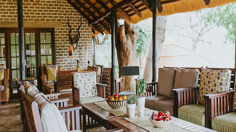 <b>Mohlabetsi Safari Lodge Lobby</b>