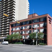 Canterra Suites Hotel