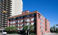 Canterra Suites Hotel