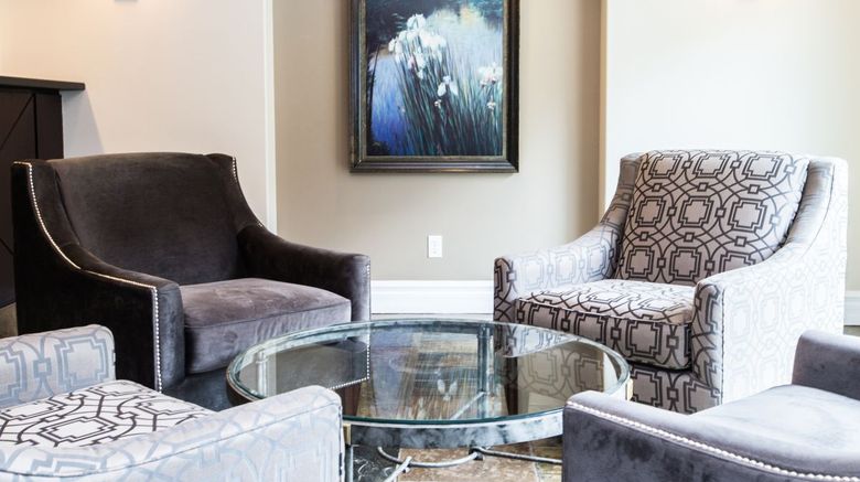 <b>Canterra Suites Hotel Lobby</b>