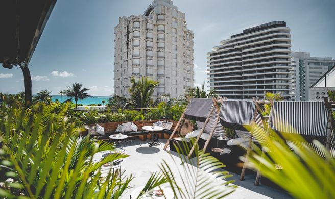 Casa Faena Miami Beach Hotel Exterior