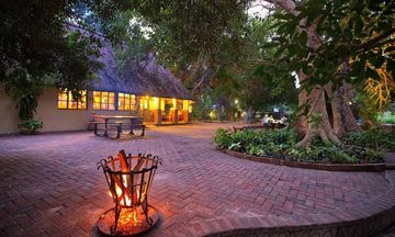 Island Safari Lodge