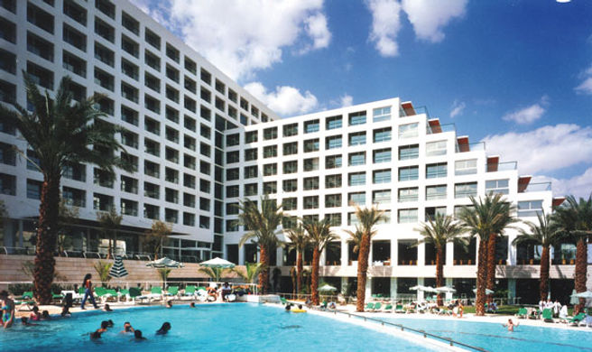 Isrotel Dead Sea Exterior
