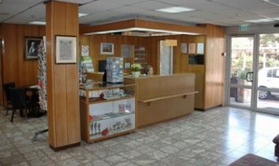 Beth-Shalom Lobby
