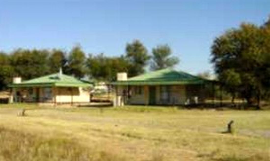 Heja Game Lodge Exterior