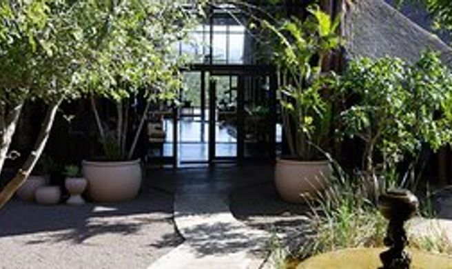 Zulu Nyala Game Lodge Exterior