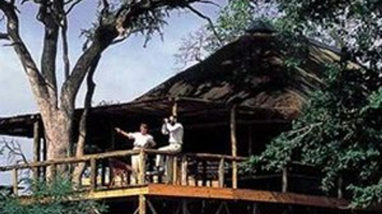 Tanda Tula Exterior