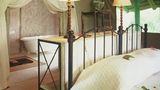 Tanda Tula Room