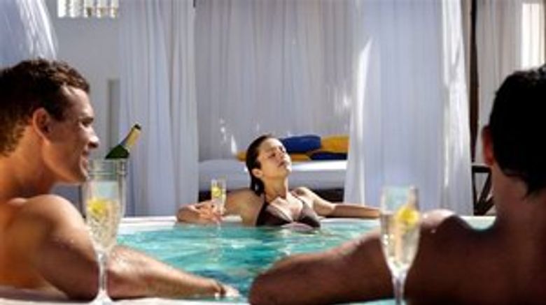 <b>Lifestyle Crown Villas Health</b>
