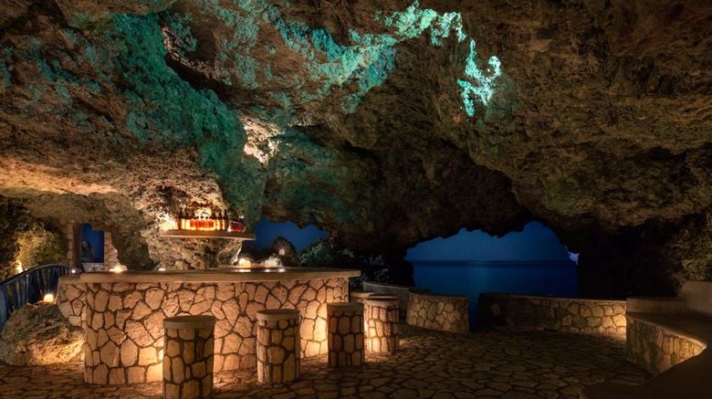<b>The Caves Hotel Bar/Lounge</b>