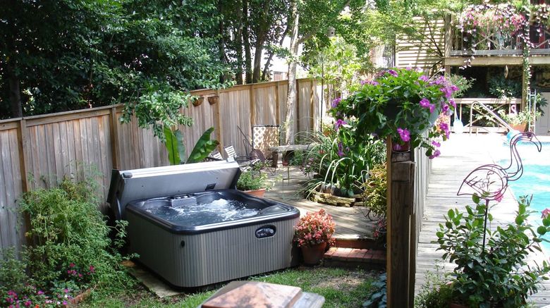 <b>The Lattice Inn Spa</b>
