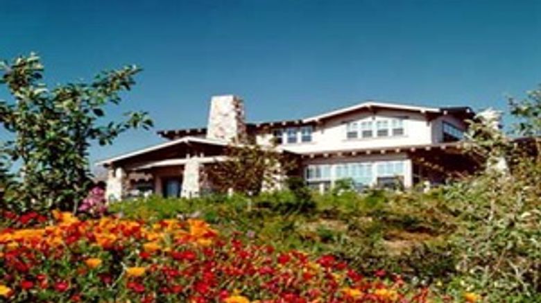 Orchard Hill Country Inn Exterior