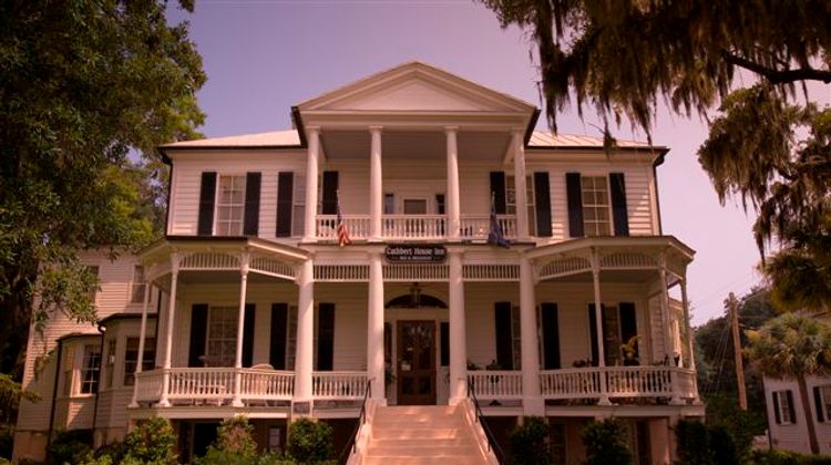 The Cuthbert House Inn Exterior