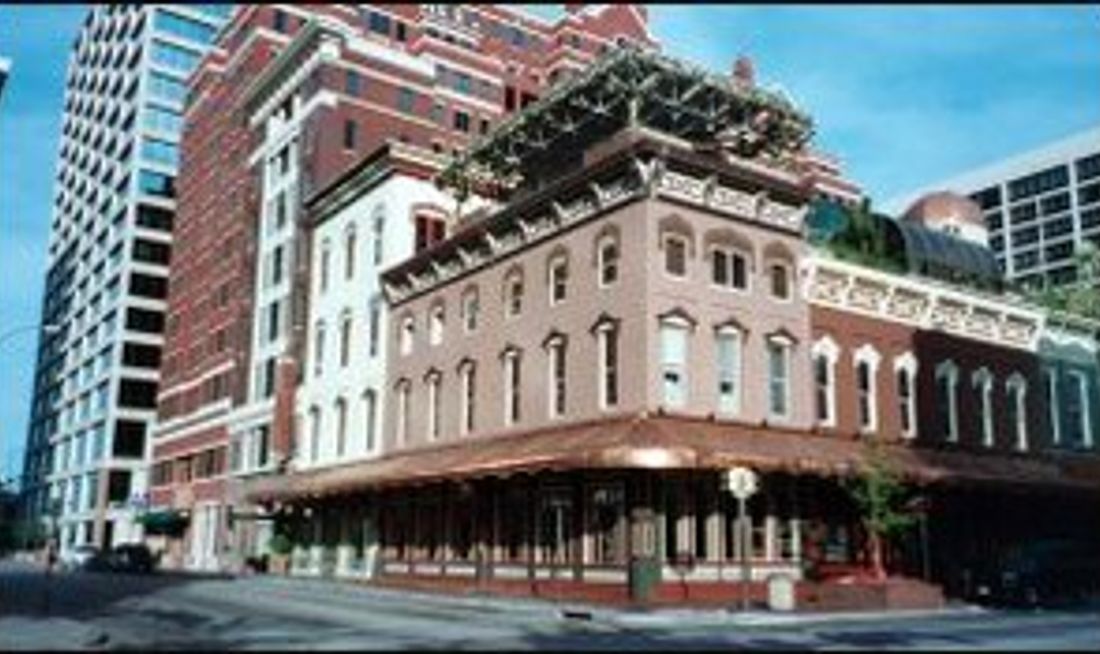 Etta's Place Exterior