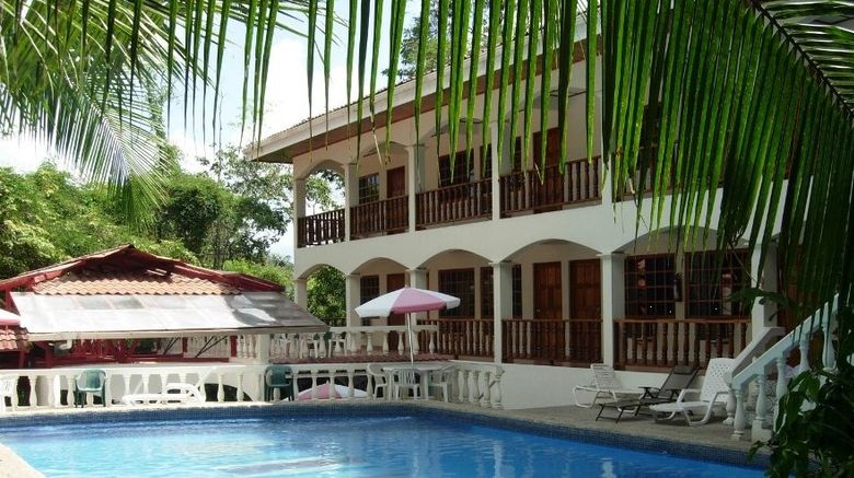 <b>Hotel Las Tres Banderas Pool</b>