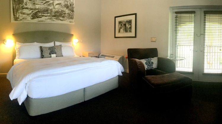 Eo Inn Room