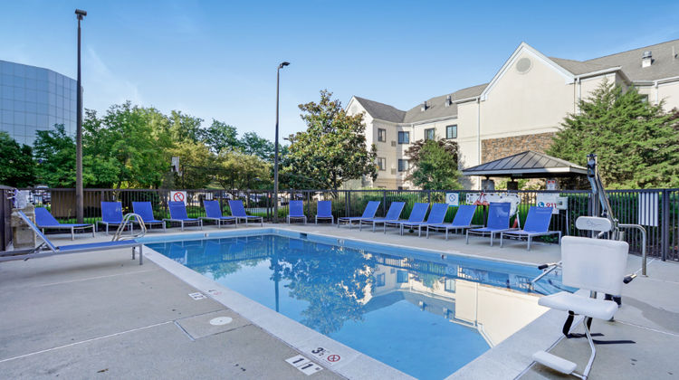 Staybridge Suites Columbia Pool