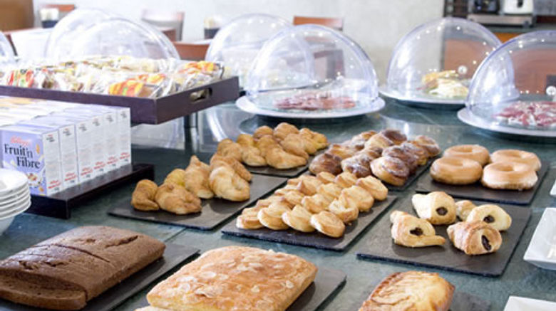 <b>Hotel Pirineos Restaurant</b>
