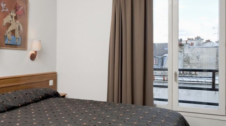<b>Americain Hotel Room</b>