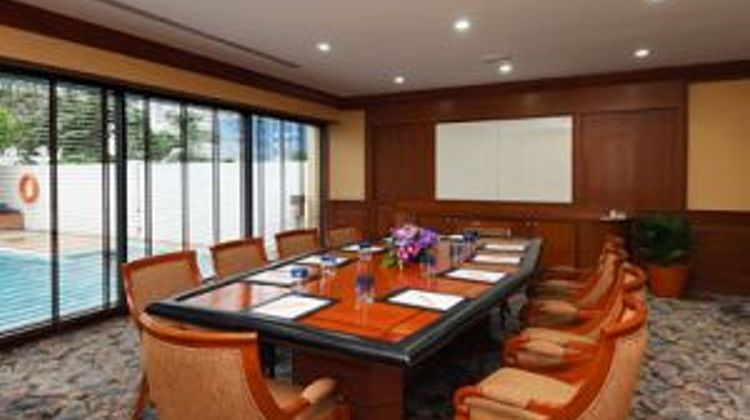 Grand President Apartments Meeting