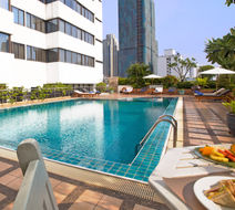Grand President Apartments Pool