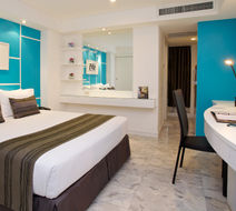 Grand President Apartments Room