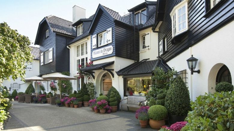 Hotel Manoir du Dragon Exterior