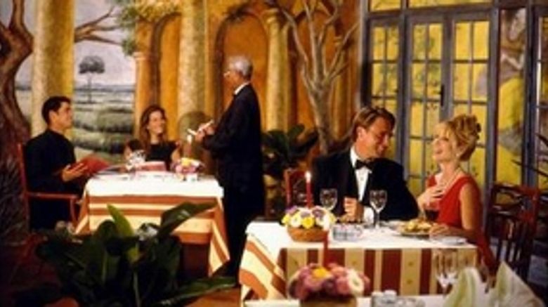 <b>Paradisus Rio de Oro Resort & Spa Restaurant</b>