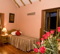 Hotel & Mirador Los Apus Room