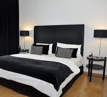 Broadway Hotel & Suites Room