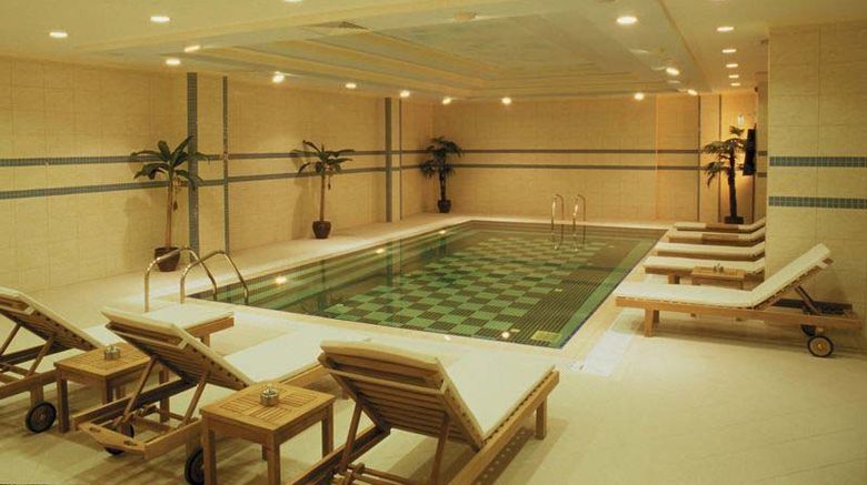 <b>Hotel Istanbul Kervansaray Pool</b> <b>Hotel Istanbul Kervansaray Pool</b>